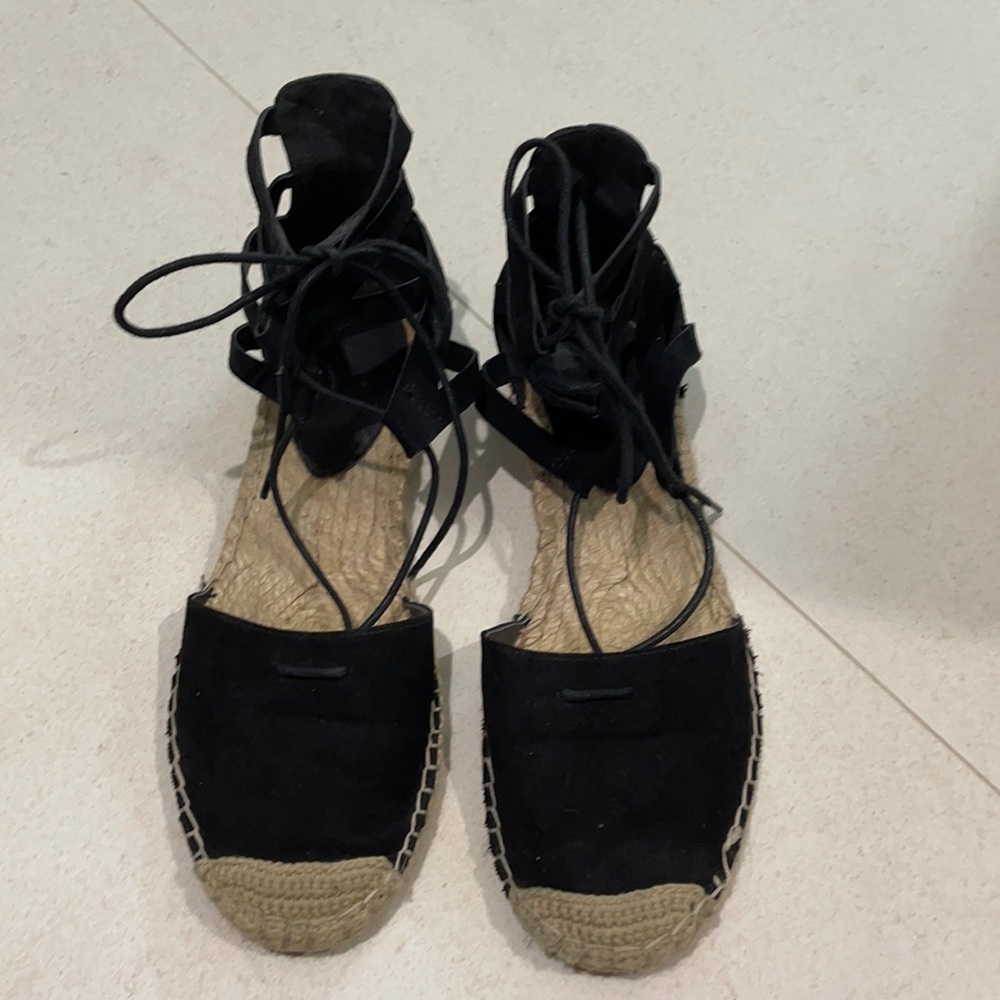 Forever 21 Women’s Espadrille Flats